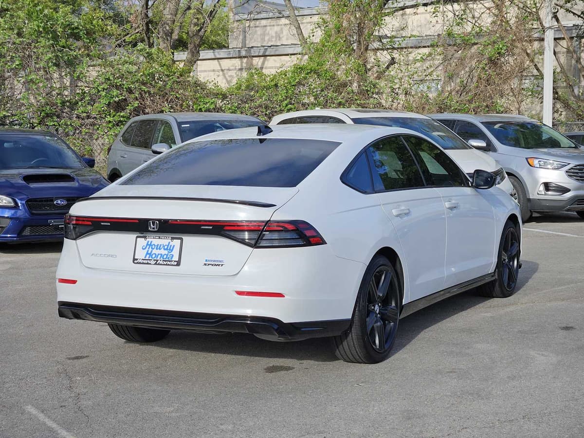 2025 Honda Accord - Image 6
