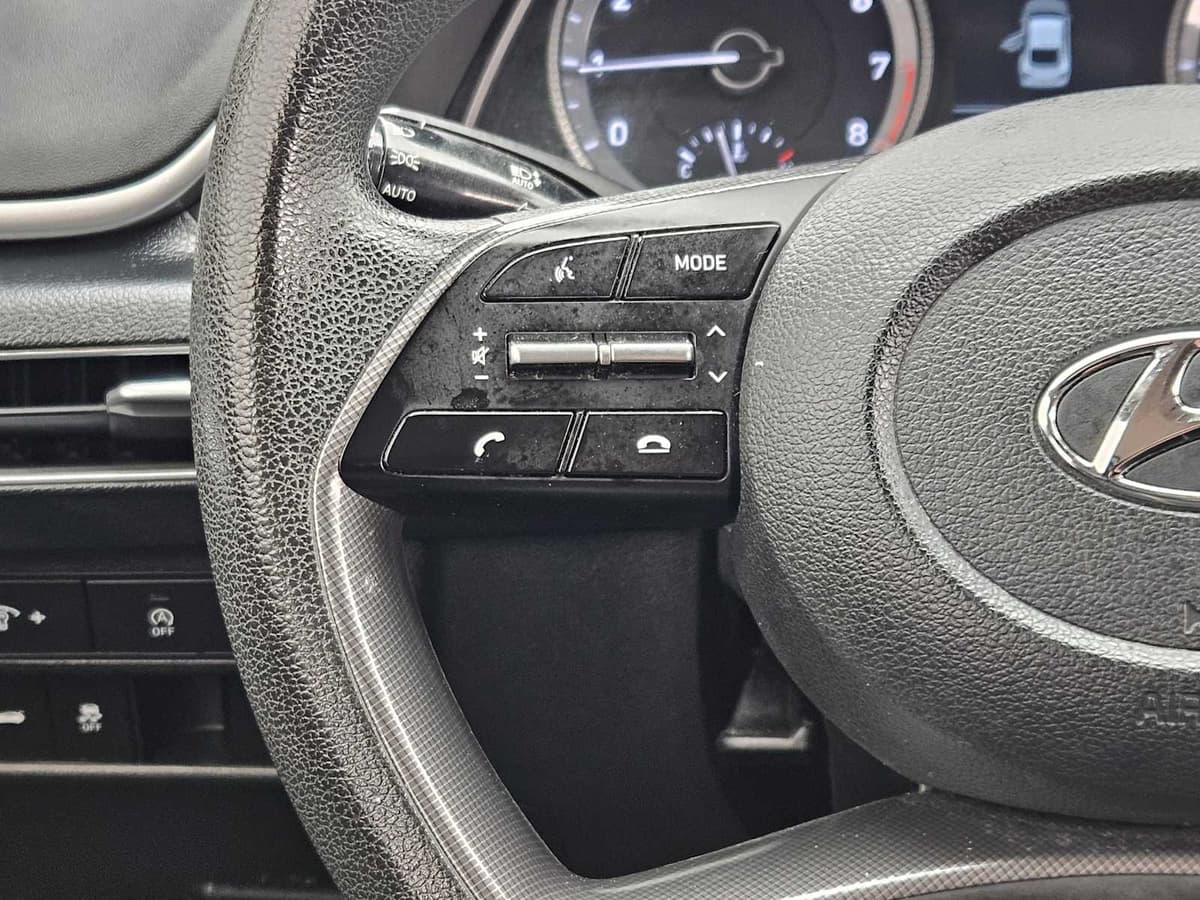 2021 Hyundai Sonata - Image 25