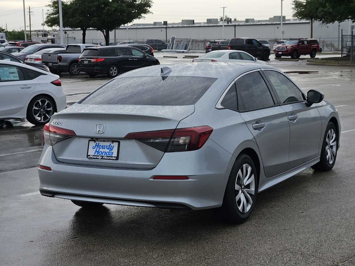 2026 Honda Civic - Image 6