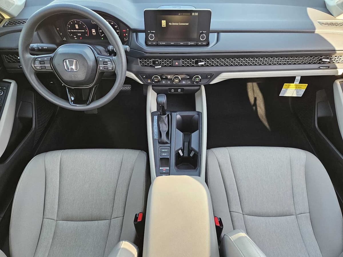 2025 Honda Accord - Image 24
