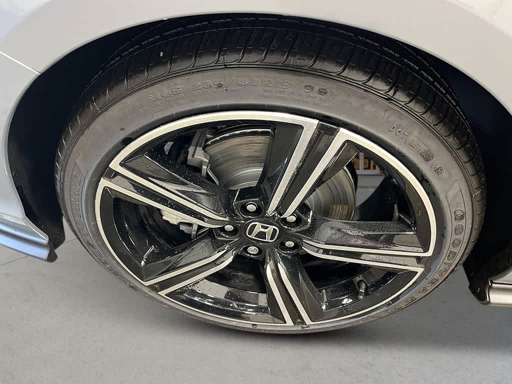 2026 Honda Accord Hybrid - Image 11