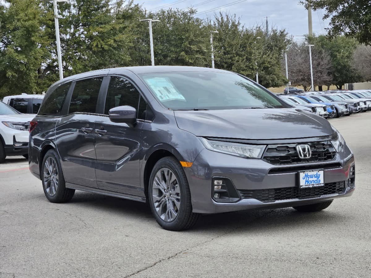 2026 Honda Odyssey - Image 3
