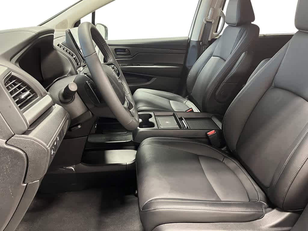 2026 Honda Odyssey - Image 11