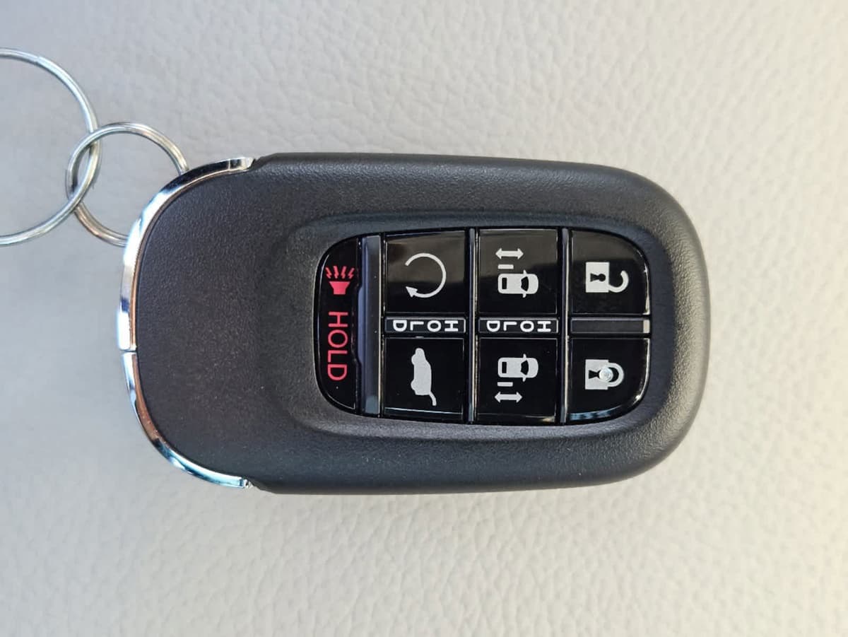 2026 Honda Odyssey - Image 27