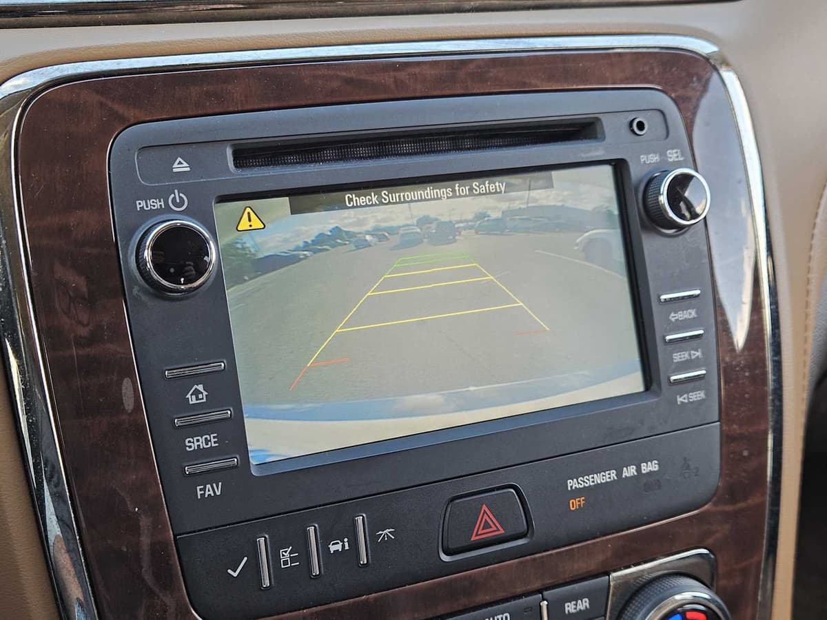 2015 Buick Enclave - Image 18