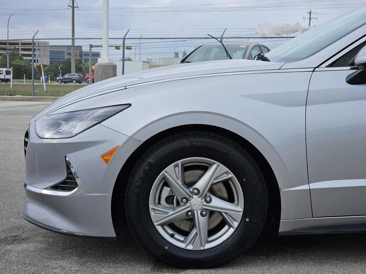 2021 Hyundai Sonata - Image 8