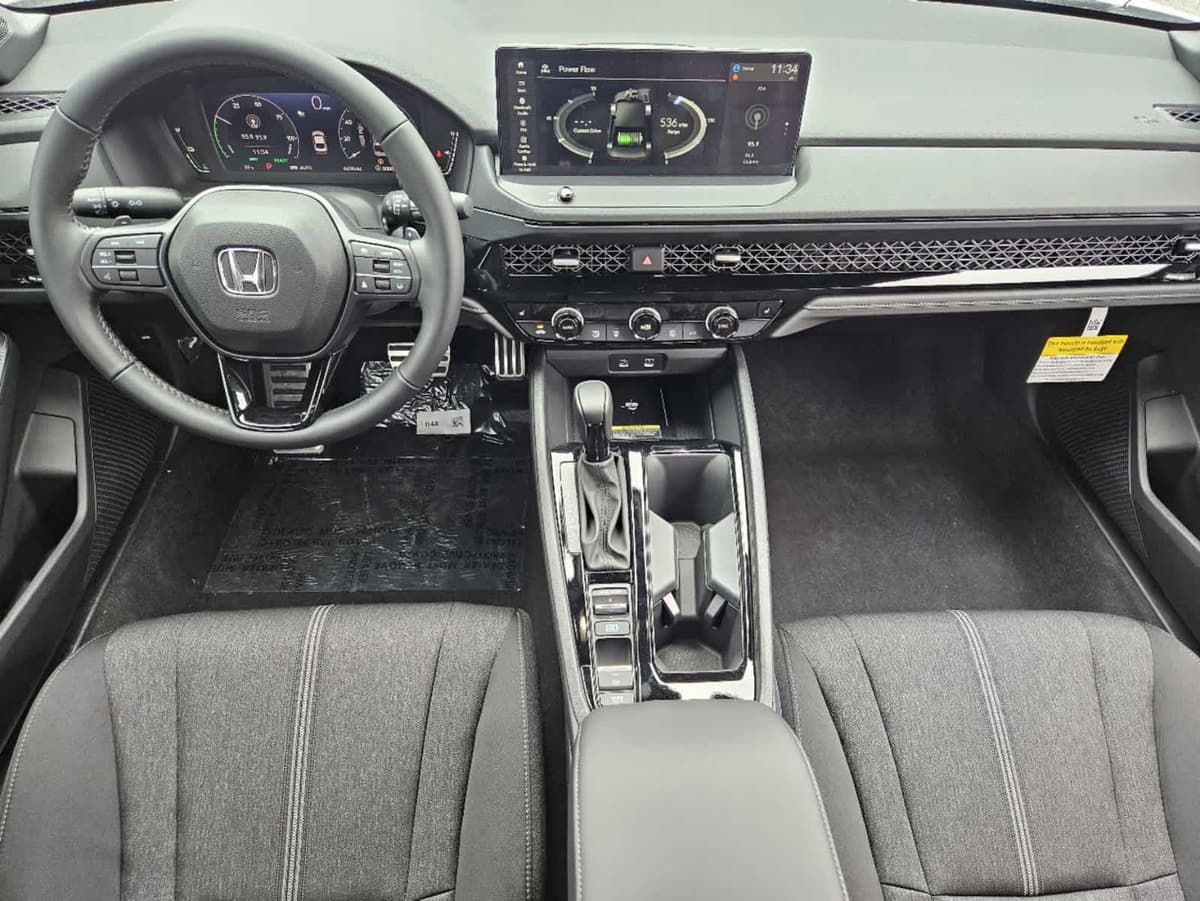 2025 Honda Accord Hybrid - Image 21