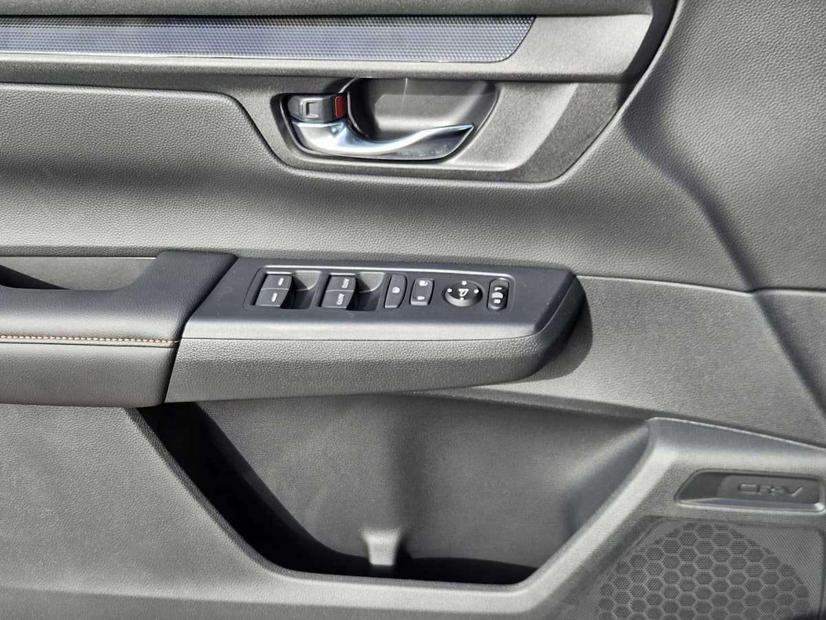 2026 Honda CR-V Hybrid - Image 18