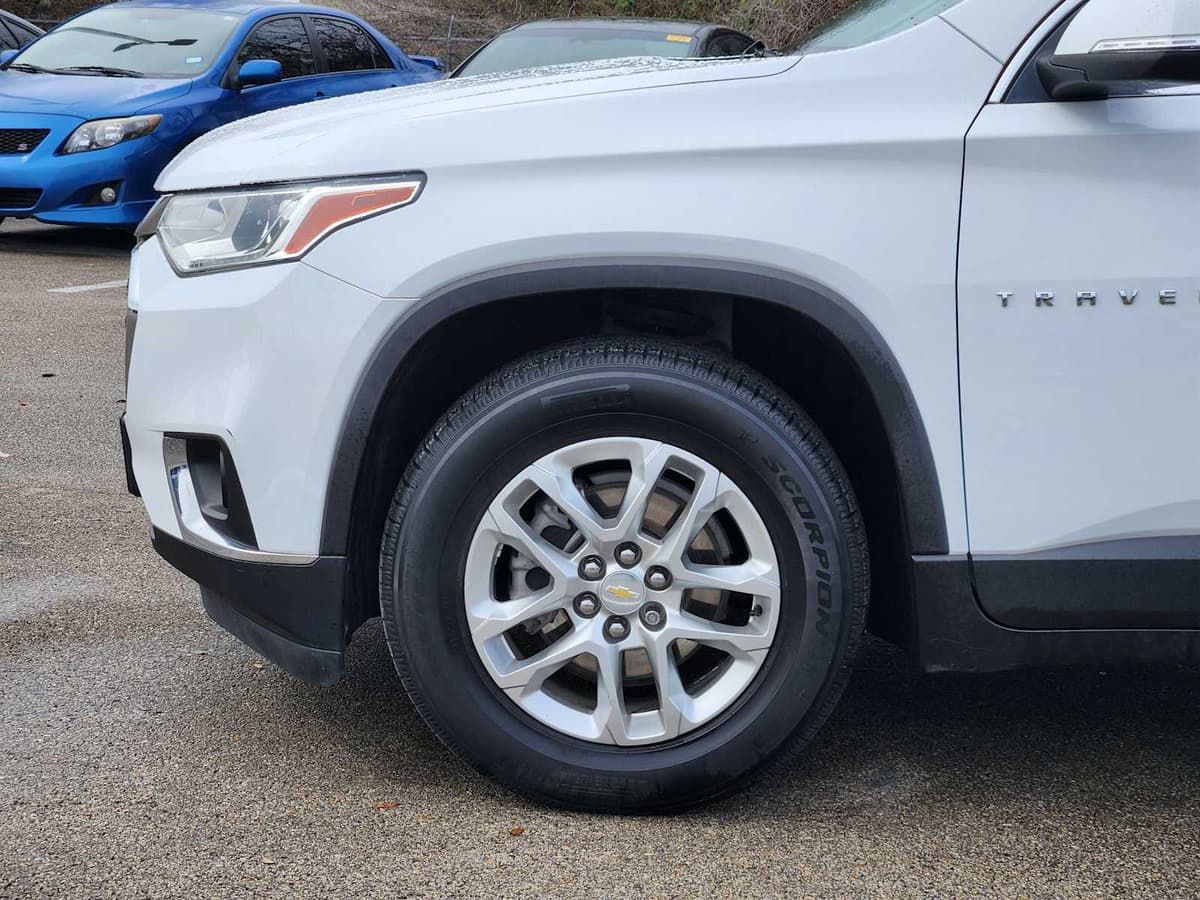 2021 Chevrolet Traverse - Image 8