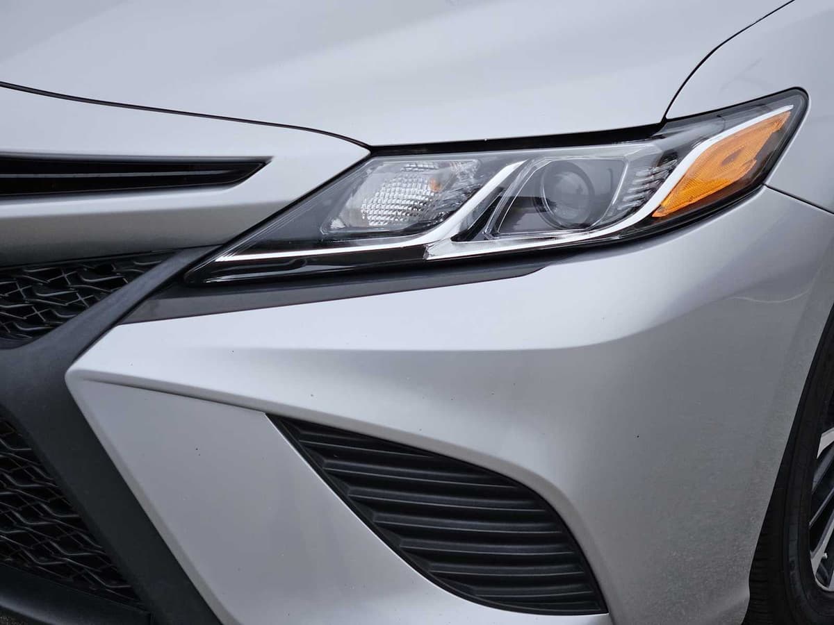 2019 Toyota Camry - Image 7