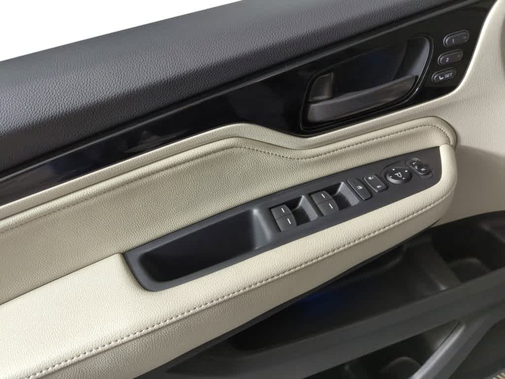 2026 Honda Odyssey - Image 10