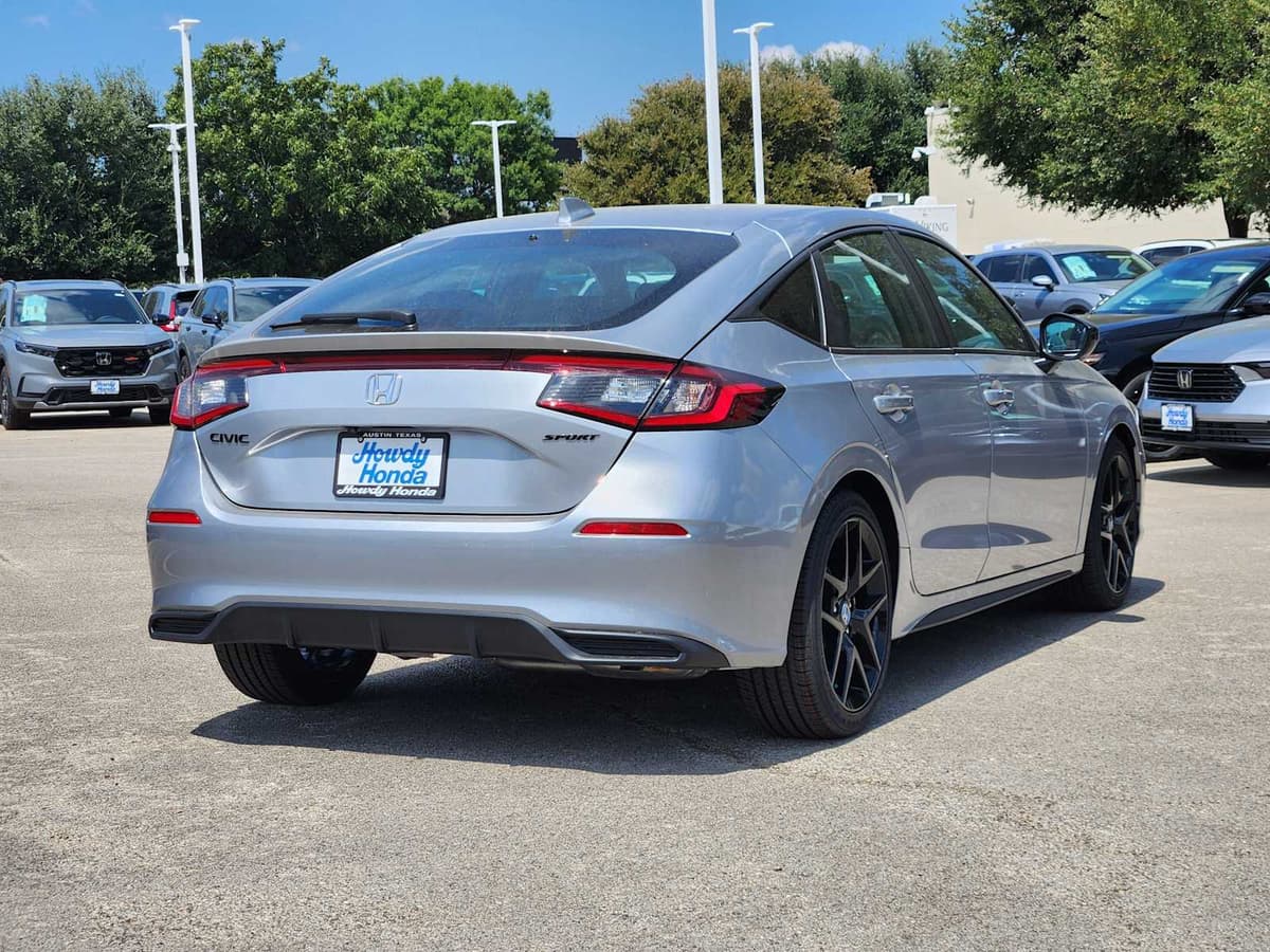 2026 Honda Civic - Image 5