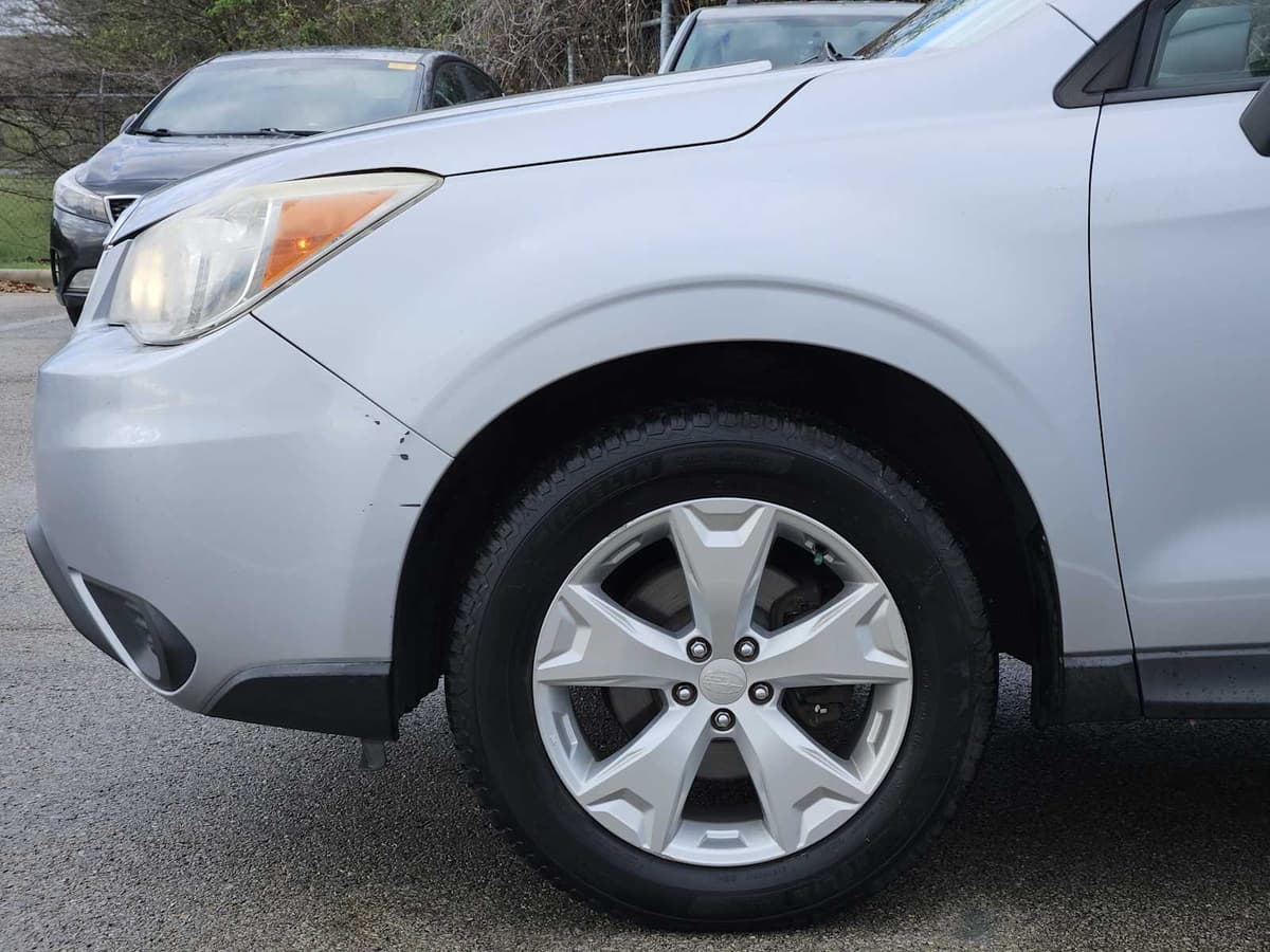 2014 Subaru Forester - Image 8