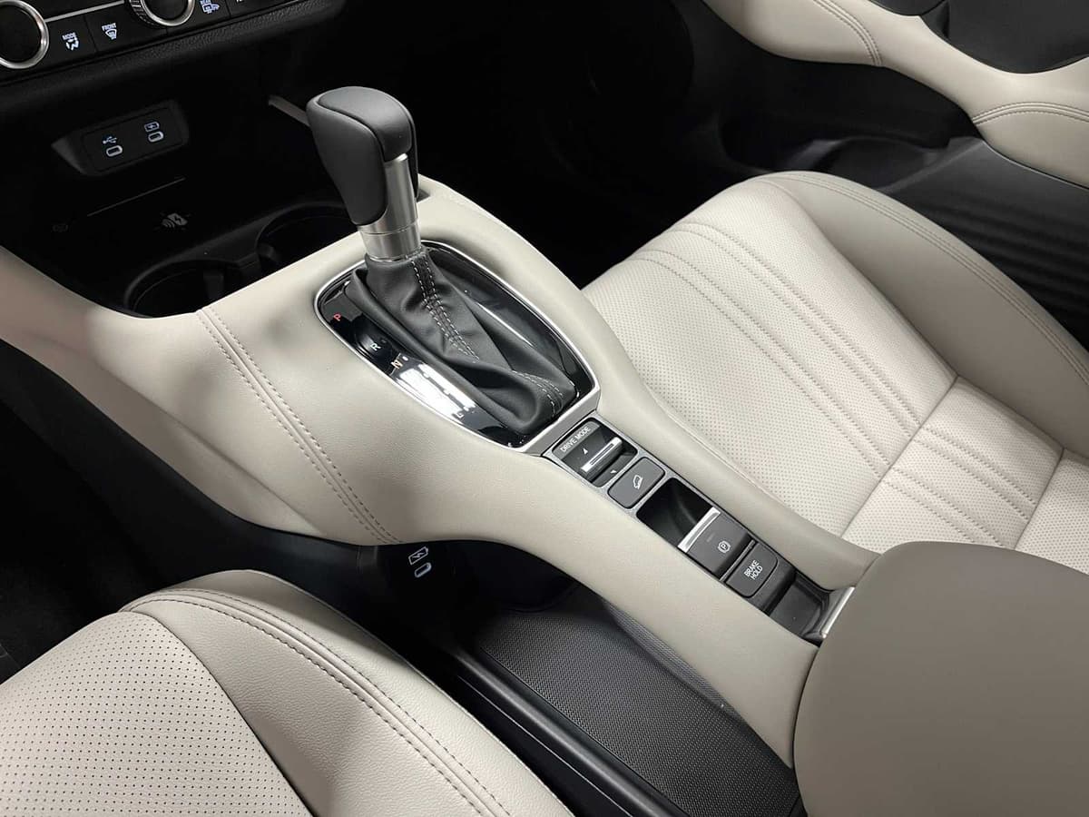 2027 Honda HR-V - Image 16