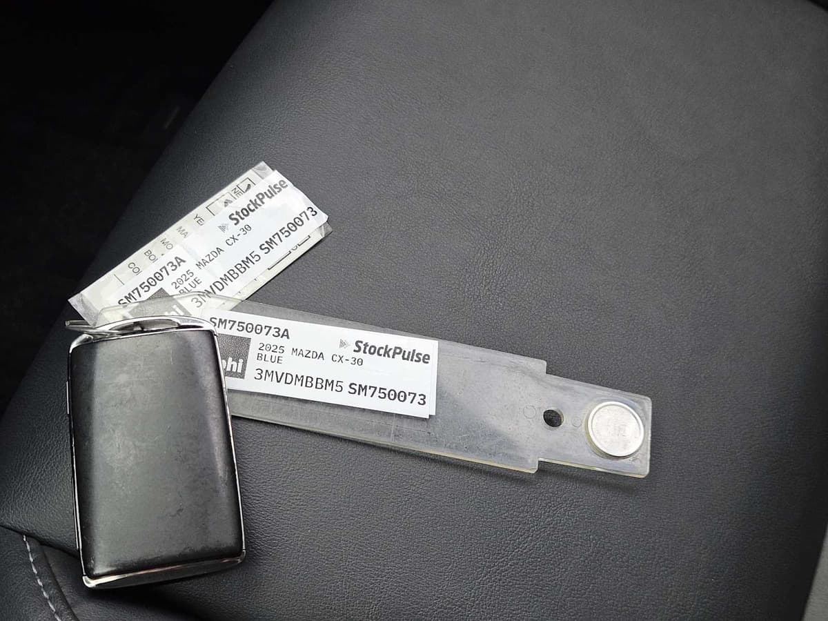 2025 Mazda CX-30 - Image 32