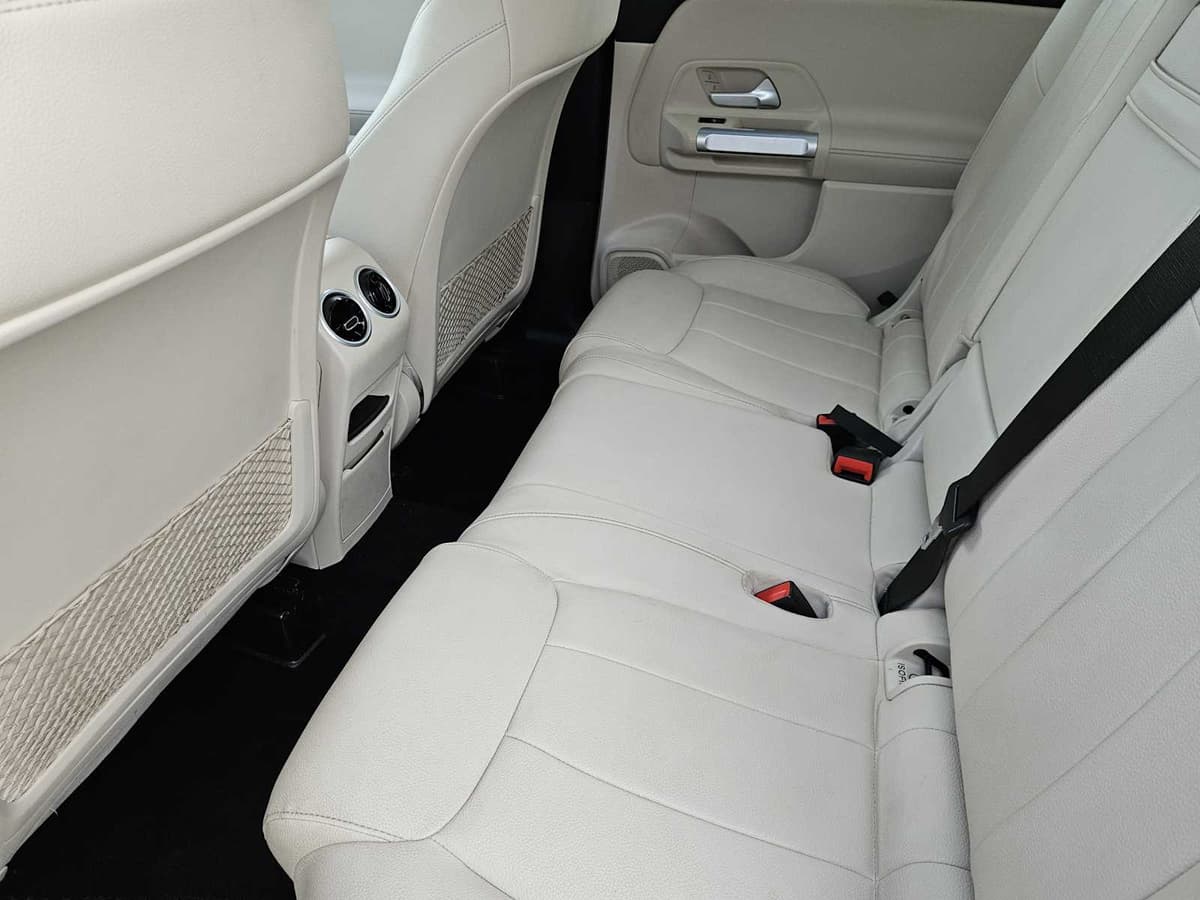 2022 Mercedes-Benz GLB 250 - Image 29