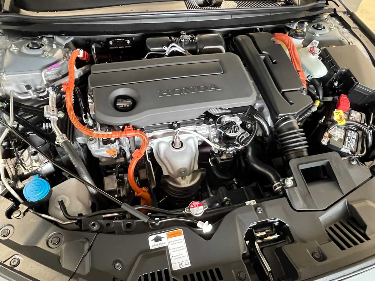 2026 Honda Accord Hybrid - Image 12