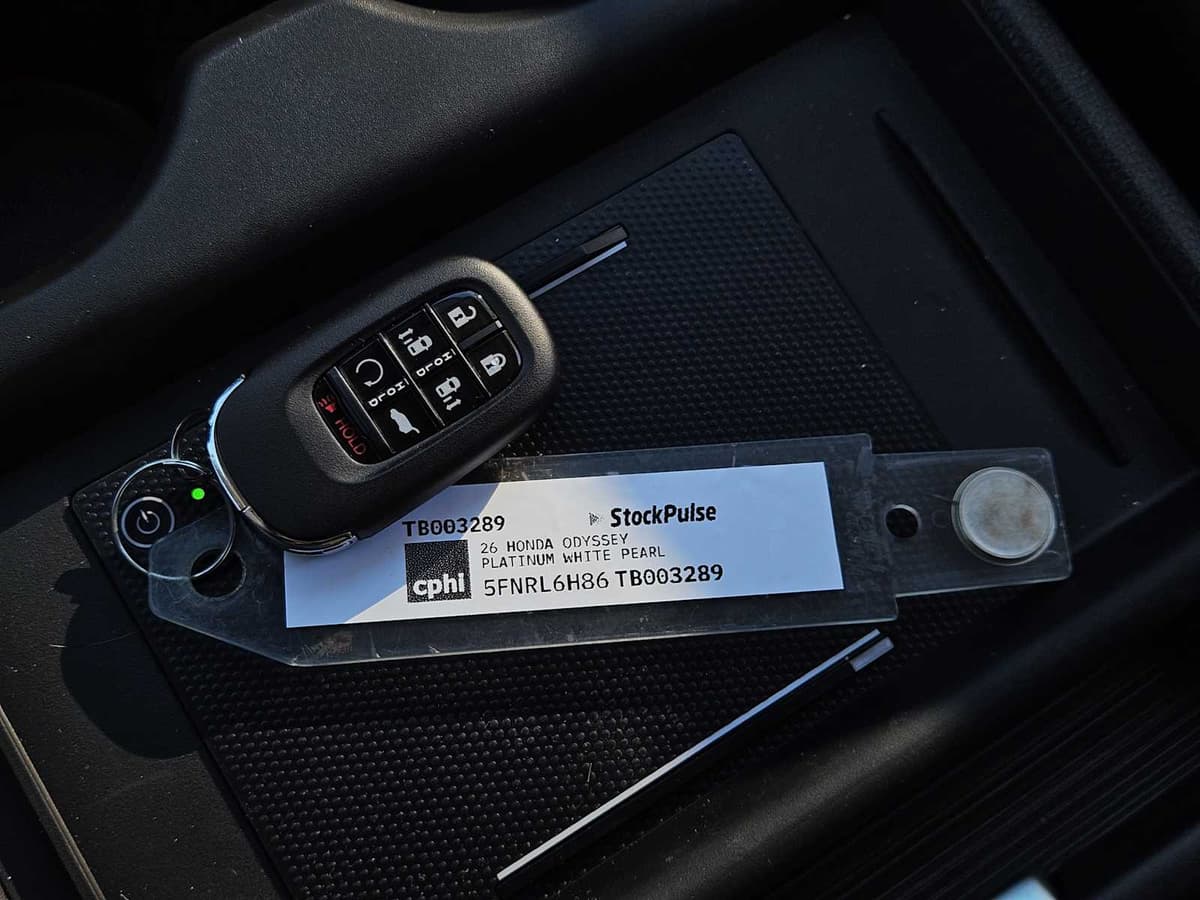 2026 Honda Odyssey - Image 28