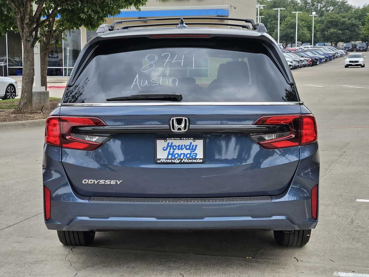 2026 Honda Odyssey - Image 5
