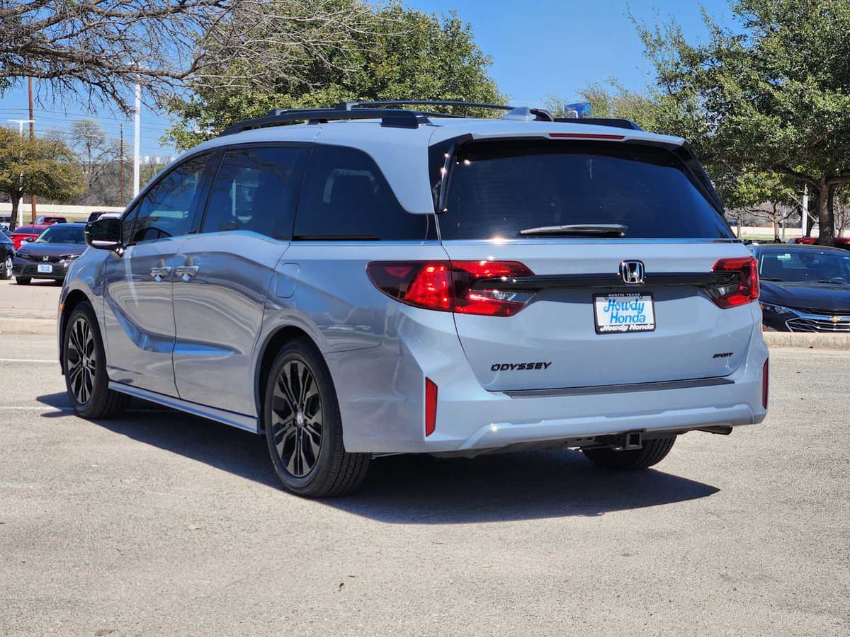 2026 Honda Odyssey - Image 4