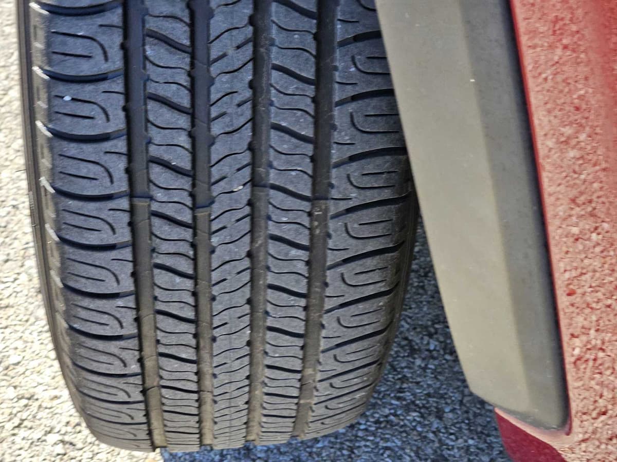 2021 Toyota RAV4 - Image 10