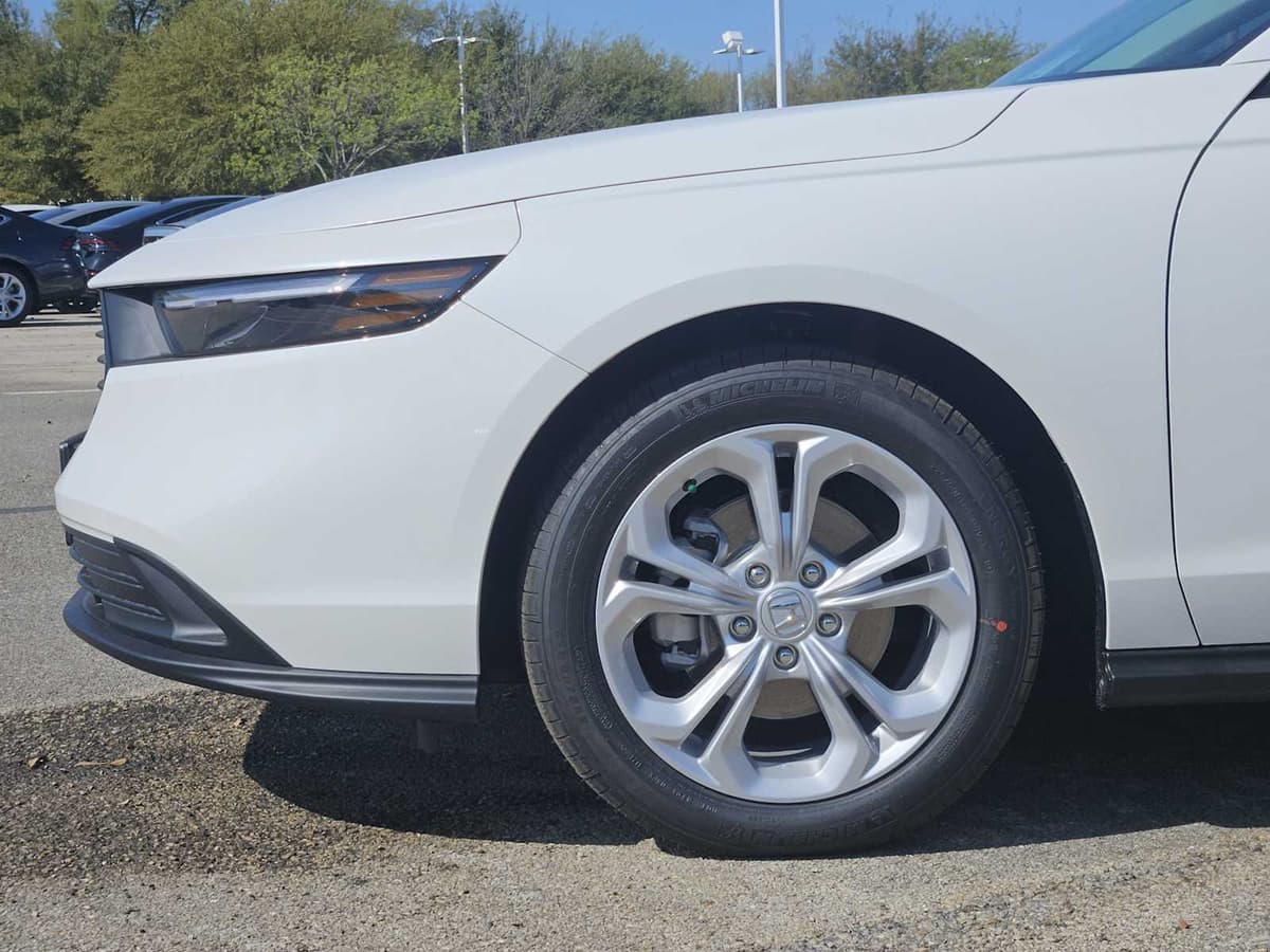 2025 Honda Accord - Image 7