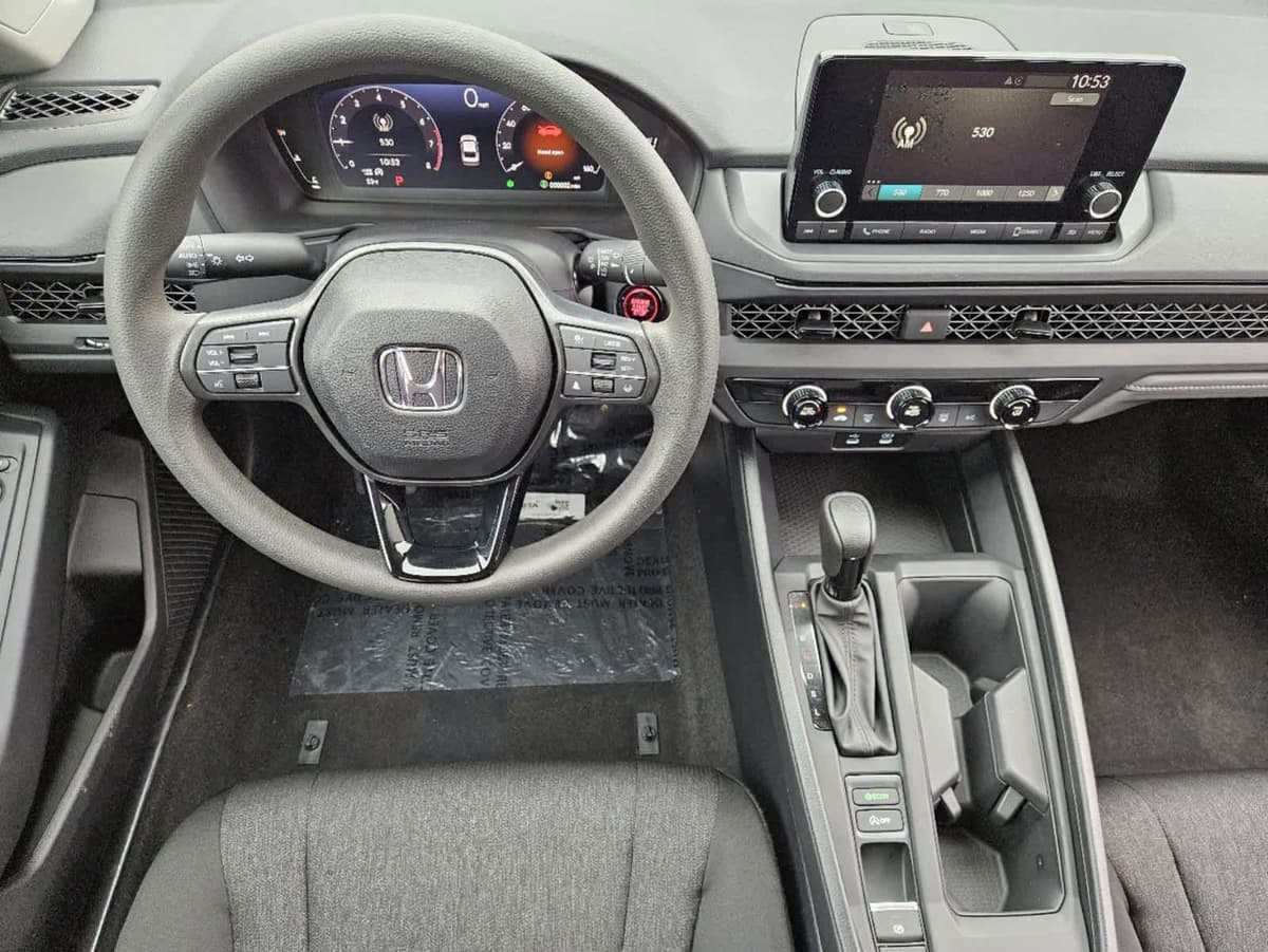 2025 Honda Accord - Image 23