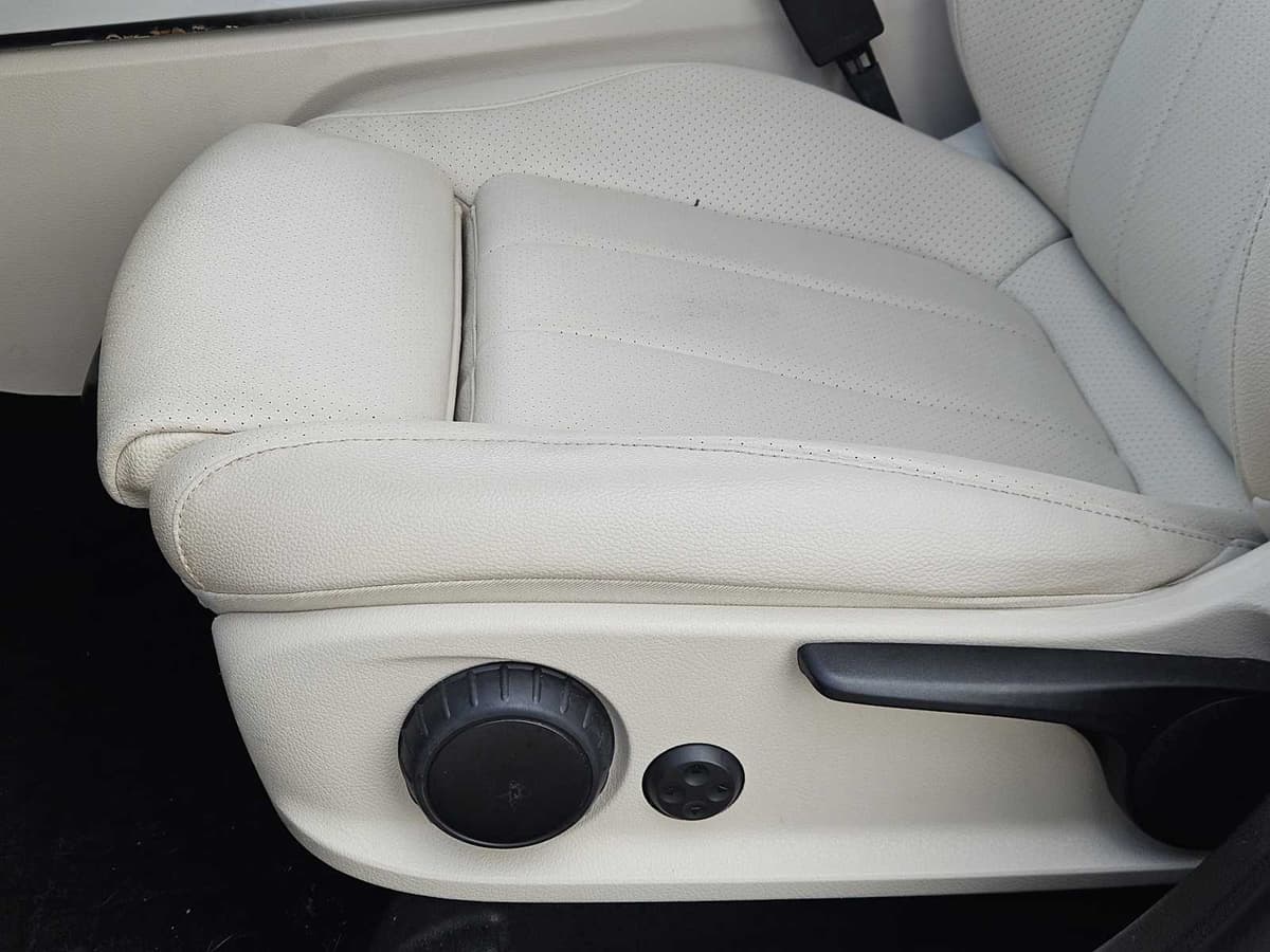 2022 Mercedes-Benz GLB 250 - Image 23