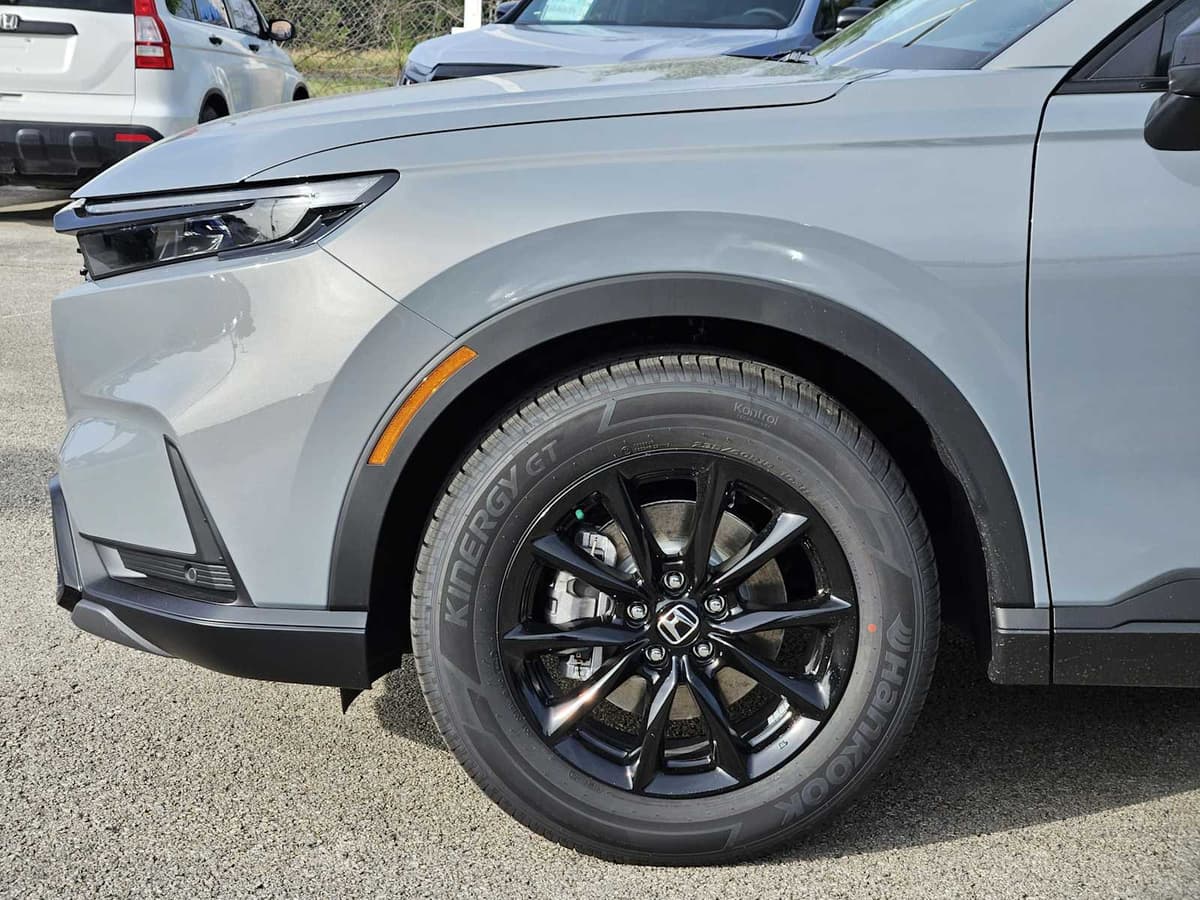 2026 Honda CR-V Hybrid - Image 8