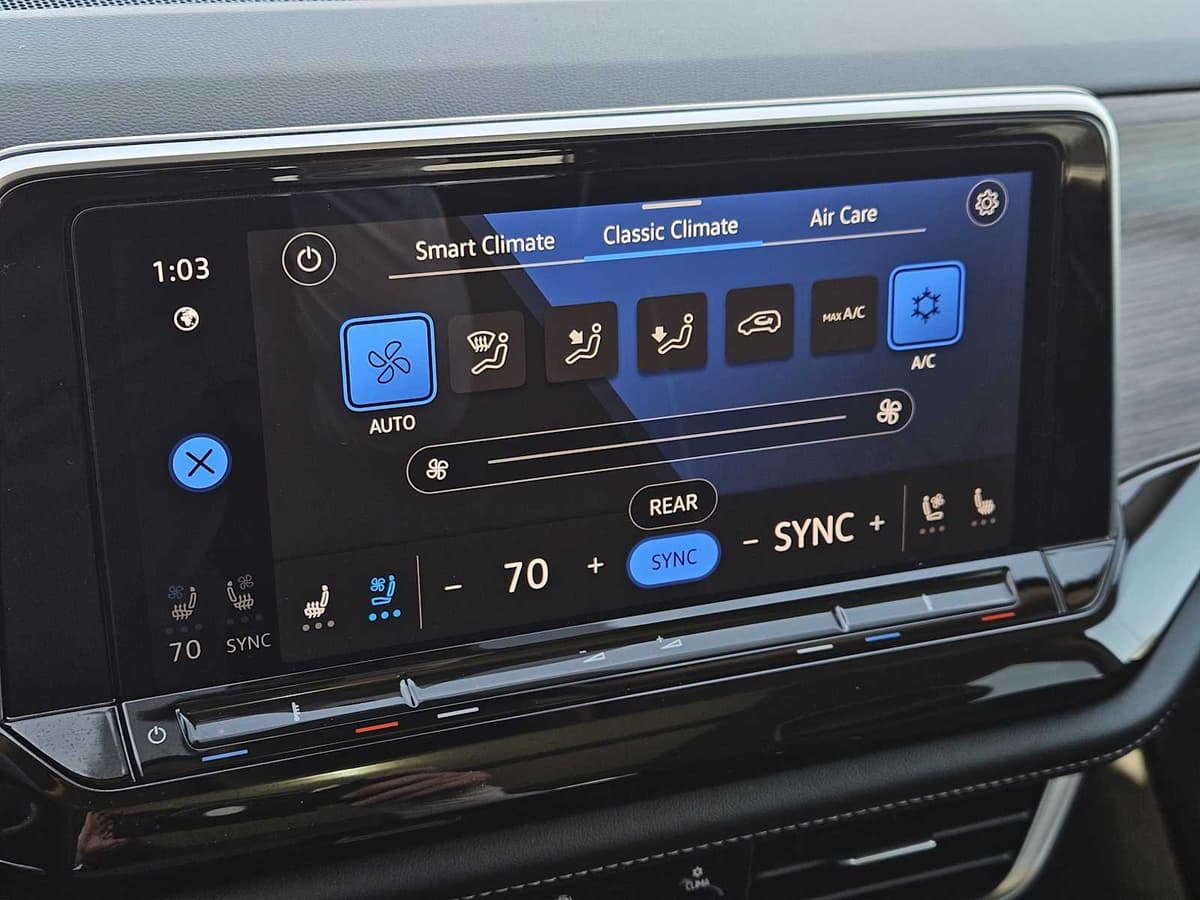 2024 Volkswagen Atlas - Image 20