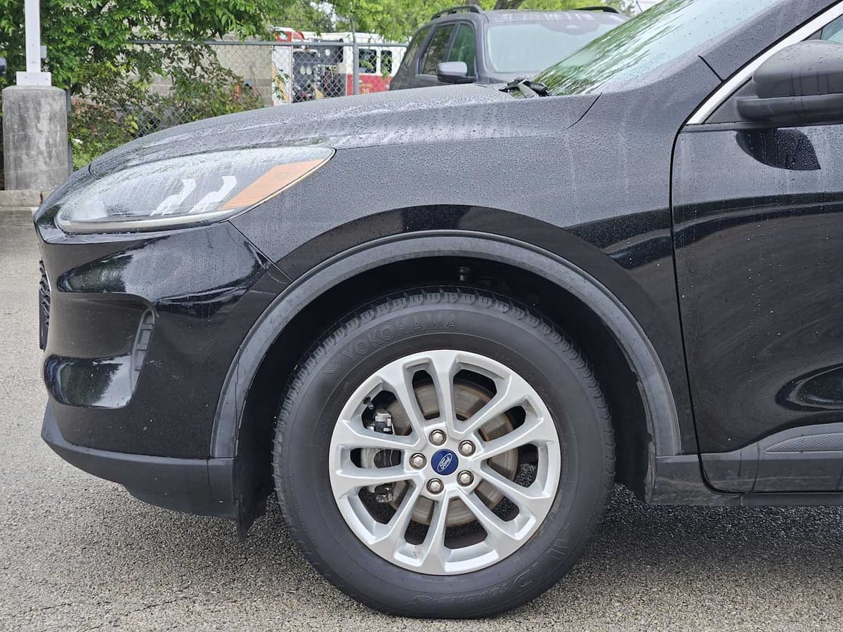 2022 Ford Escape - Image 8