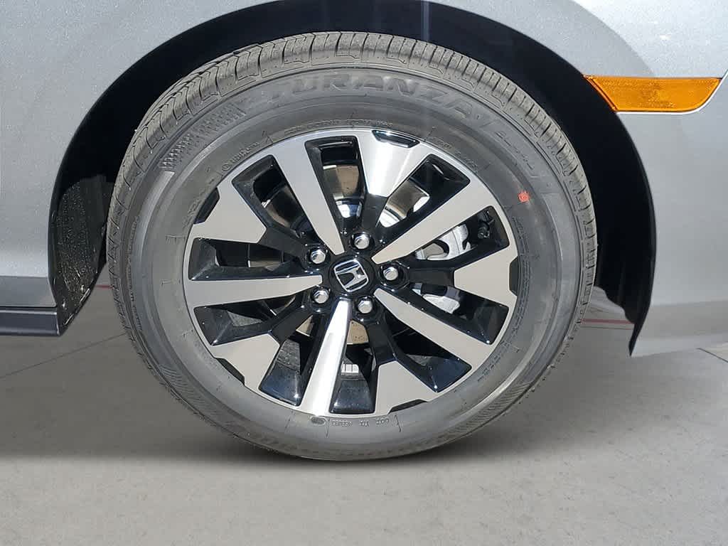 2026 Honda Odyssey - Image 7