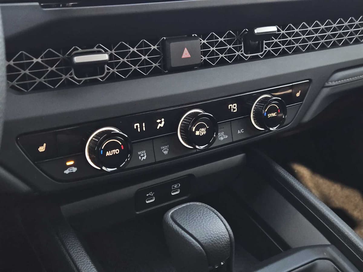 2025 Honda Accord - Image 18