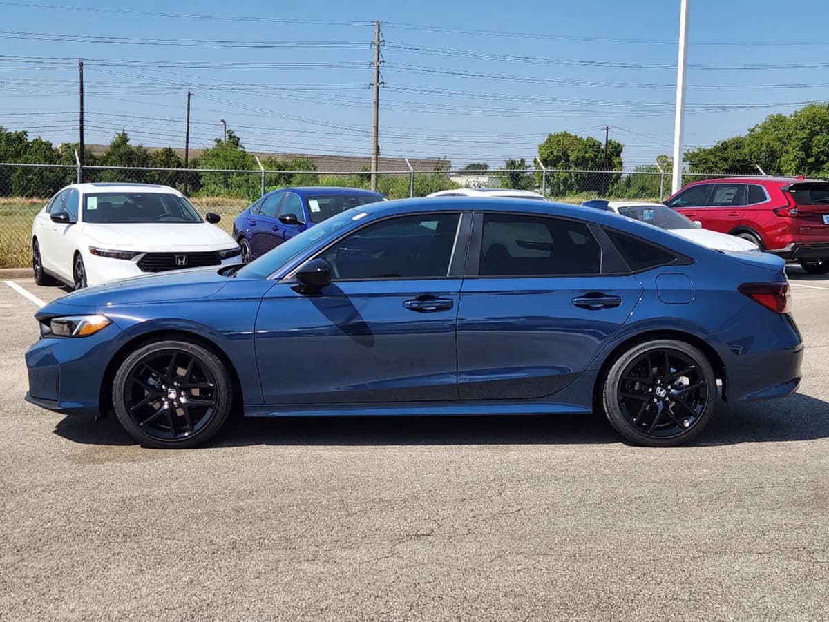2026 Honda Civic - Image 4