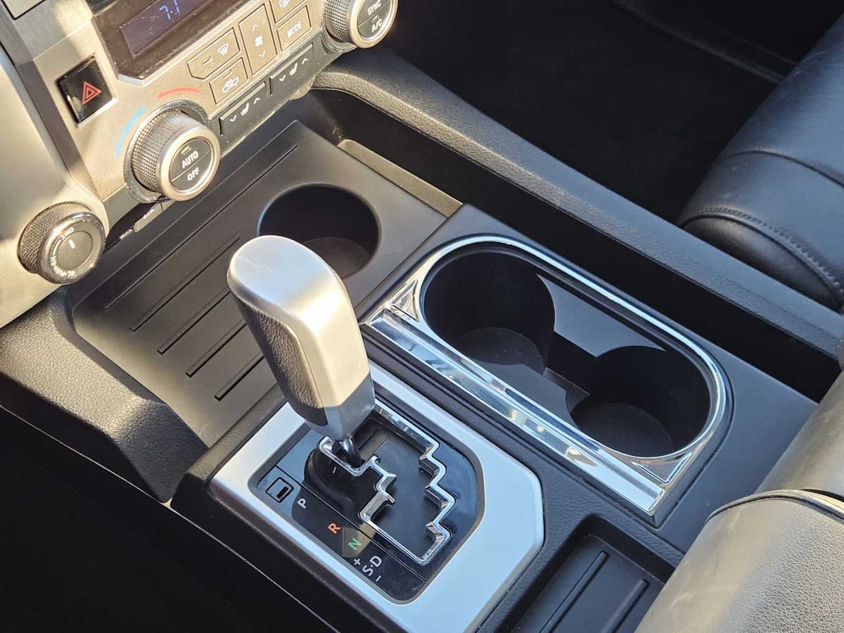 2020 Toyota Tundra - Image 20