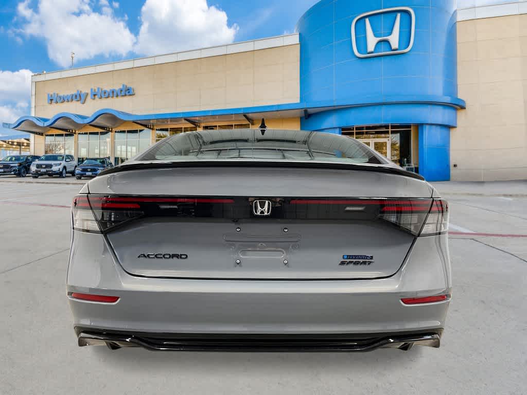 2026 Honda Accord Hybrid - Image 4