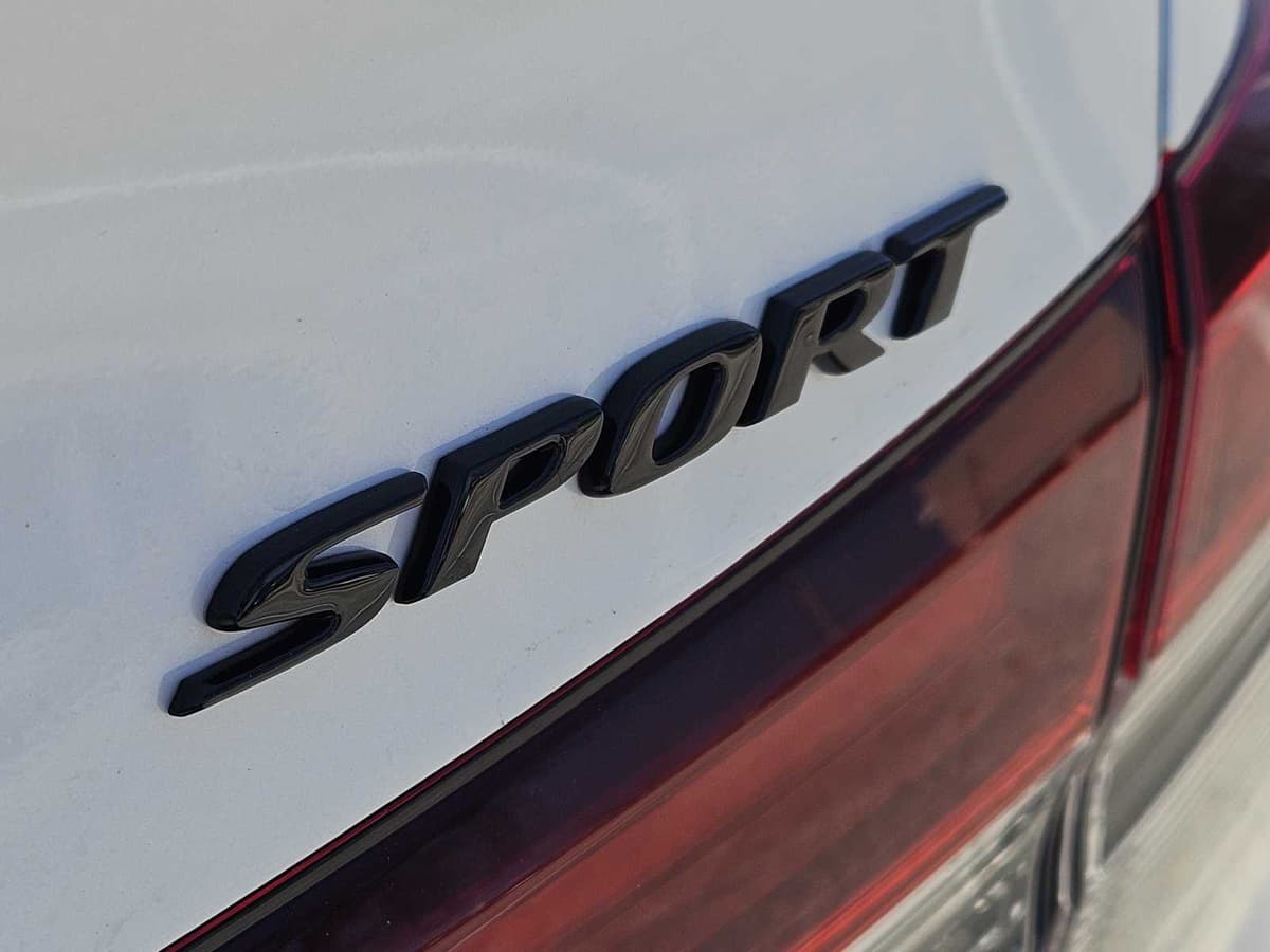 2026 Honda Civic Hybrid - Image 10