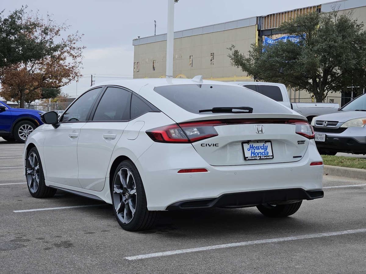 2026 Honda Civic Hybrid - Image 4