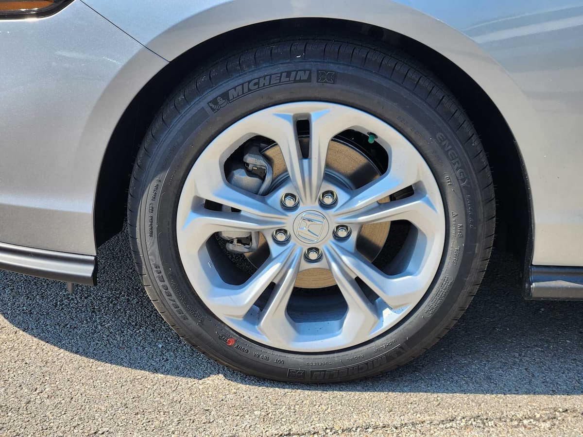 2025 Honda Accord - Image 8