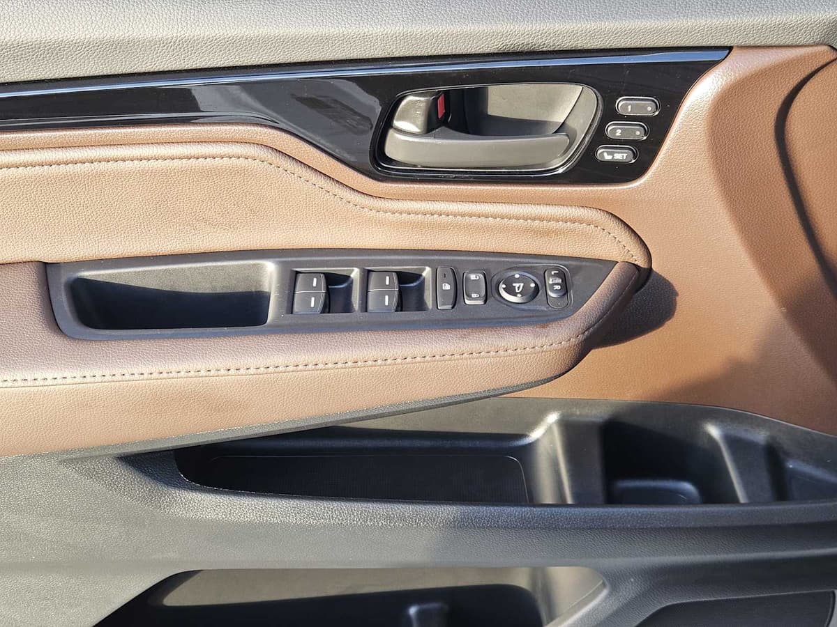 2026 Honda Odyssey - Image 23