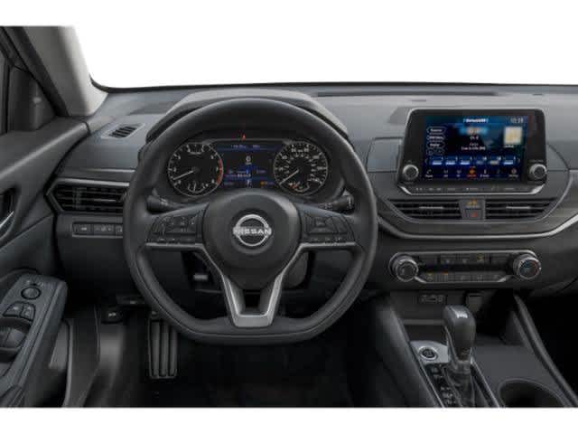 2025 Nissan Altima - Image 6