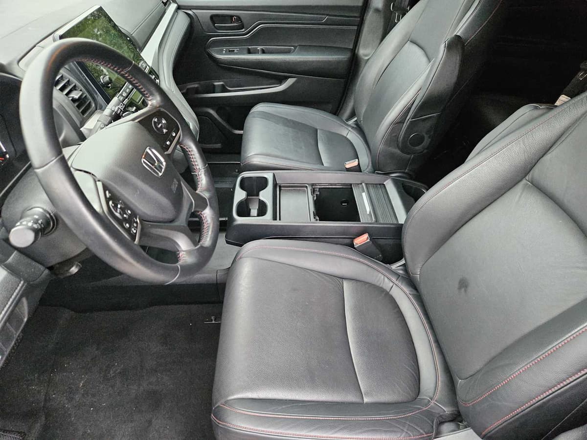 2023 Honda Odyssey - Image 13
