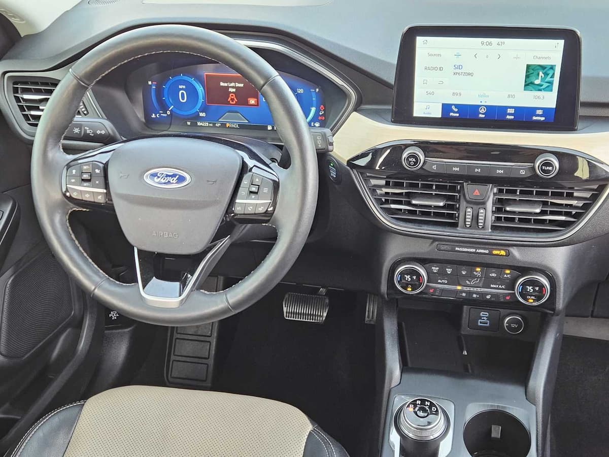 2021 Ford Escape - Image 27