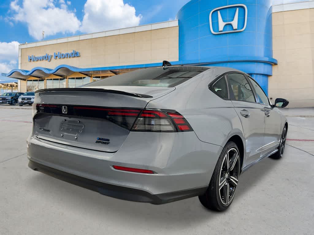 2026 Honda Accord Hybrid - Image 5