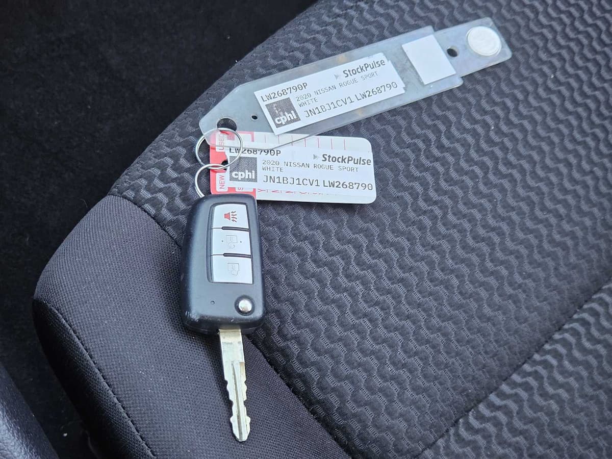 2020 Nissan Rogue Sport - Image 31