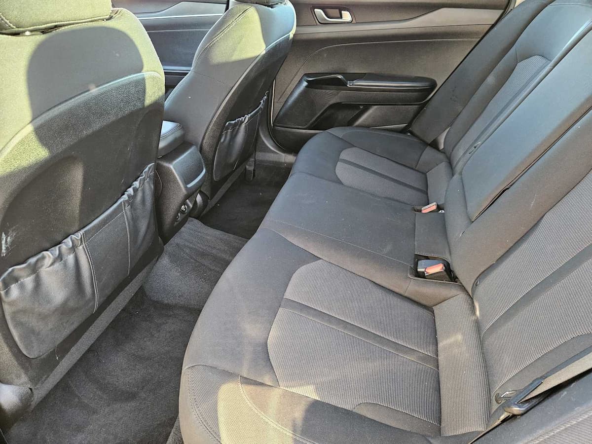 2022 Kia K5 - Image 28