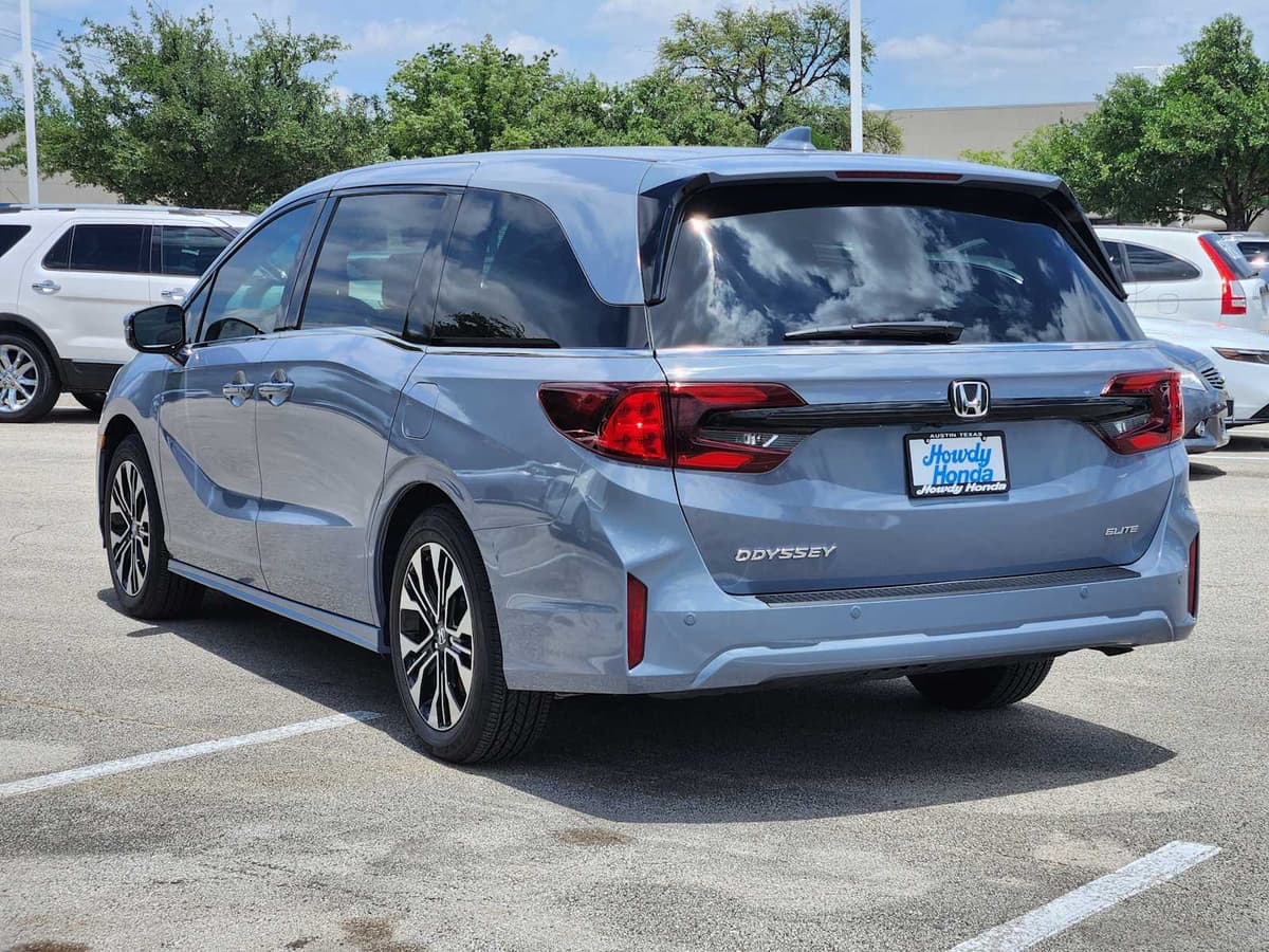2026 Honda Odyssey - Image 5