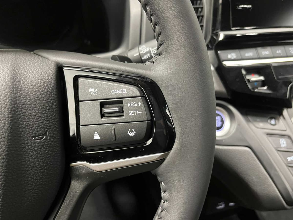 2026 Honda Odyssey - Image 17