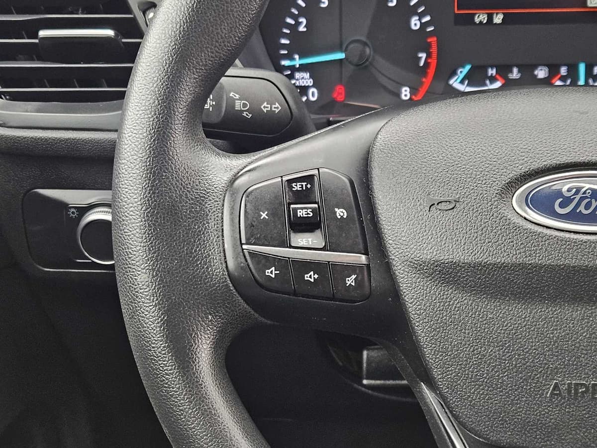 2022 Ford Escape - Image 26