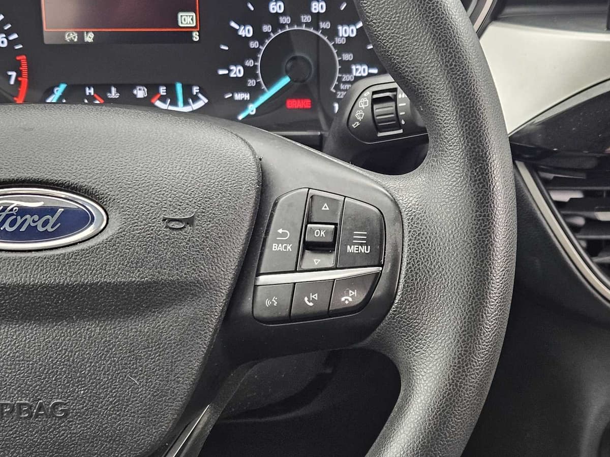 2022 Ford Escape - Image 27